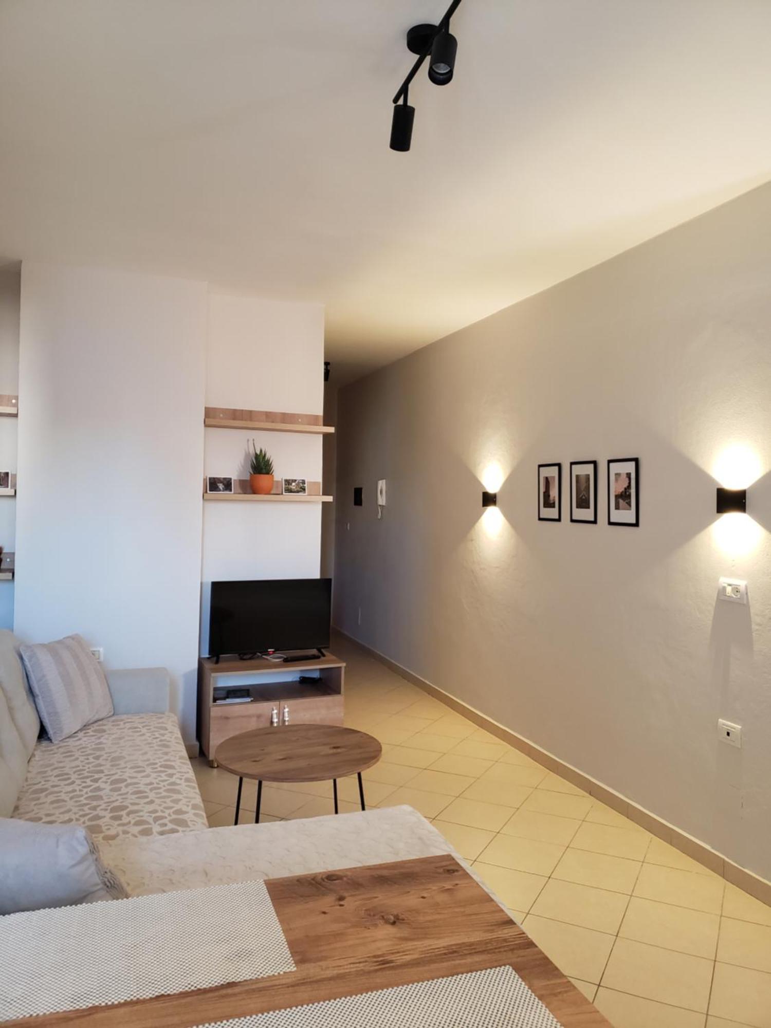 Leones Apartament Тирана Екстер'єр фото